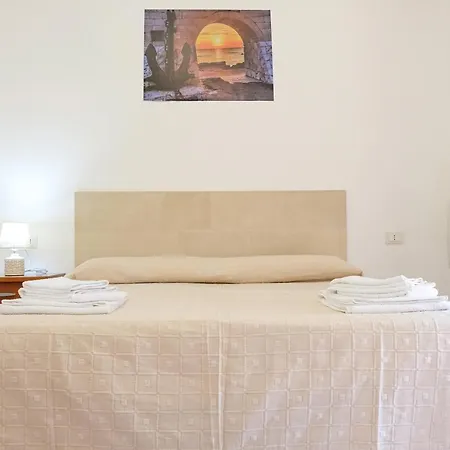 Borghetto Del Salento * Uggiano La Chiesa